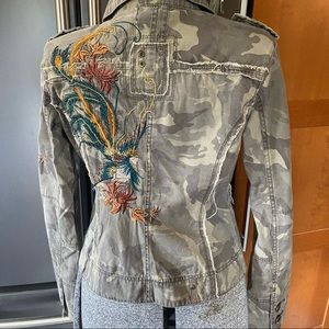 Y2K fashion camo jacket with embroidery